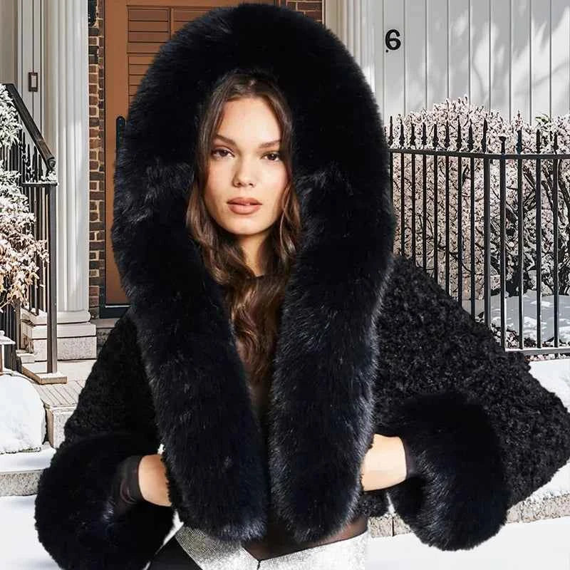 Street Women's Short Hooded Jacket