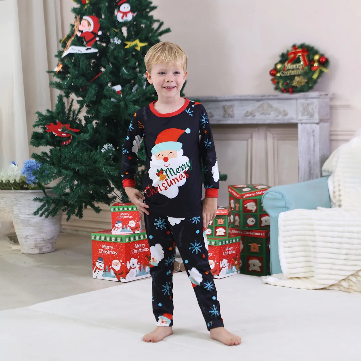 Bellanica - Santa Claus Family Pajamas