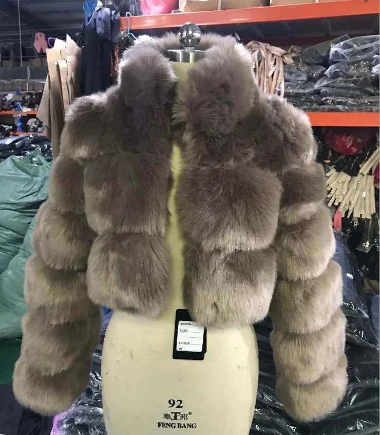 Women’s Short Faux-Fur Jacket