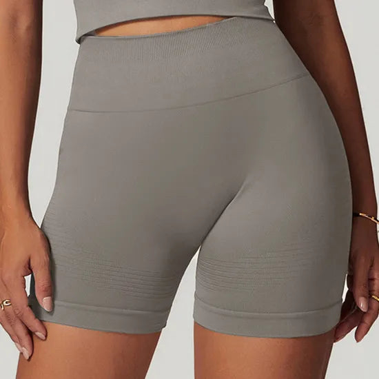 Bellanica - Seamless high-waist push-up shorts