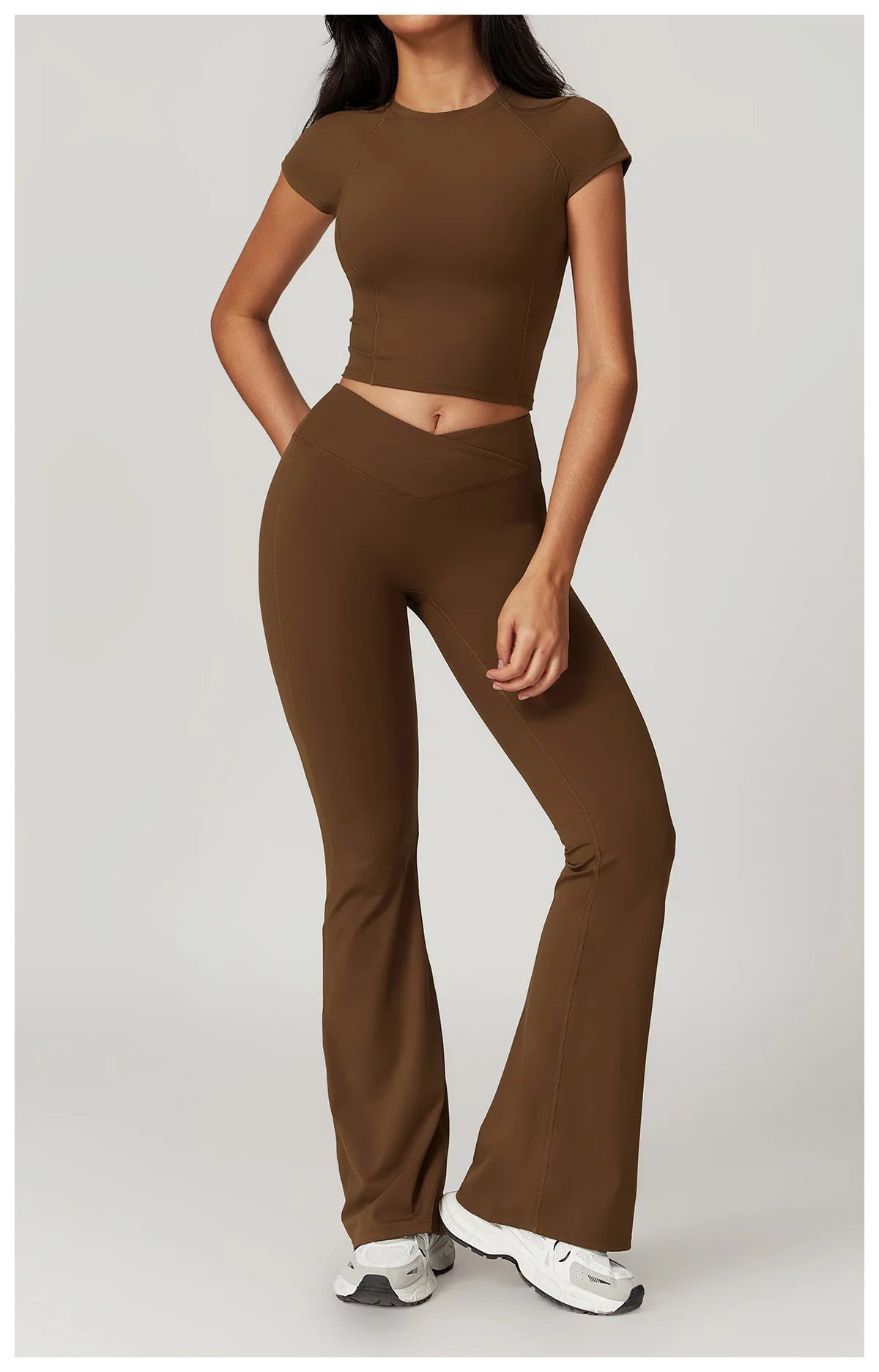 Bellanica - 2-Piece Crop Top Leggings Set