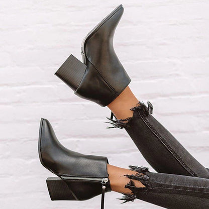 Bellanica - Chunky Heel Martin Boots
