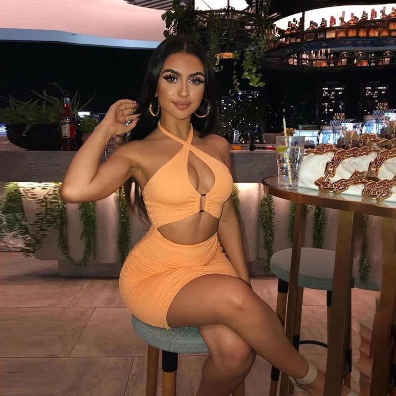 Bellanica - Backless Halter Bodycon Party Dress