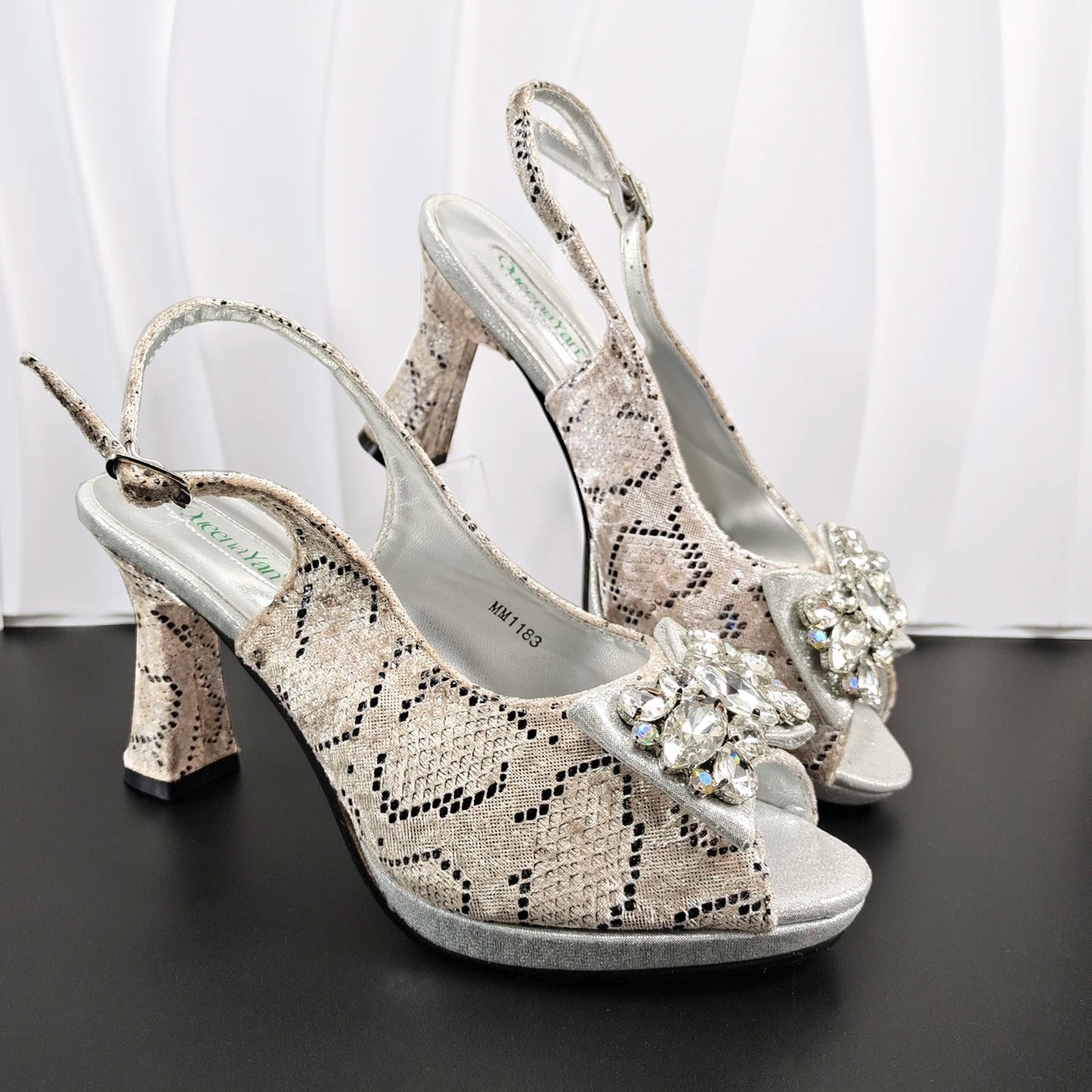 Bellanica - Talons à strass violets avec sac assorti