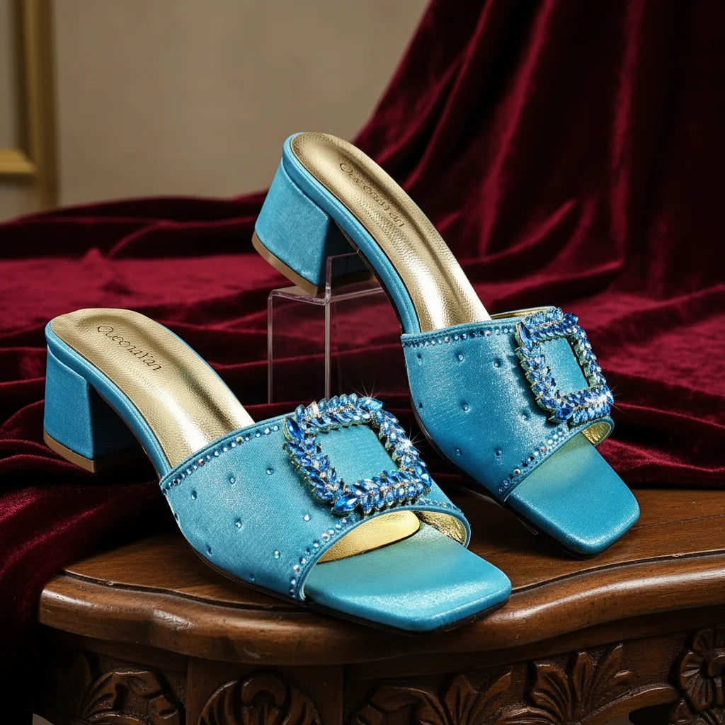 Bellanica - Escarpins argentés ornés de strass, avec sac à main de luxe