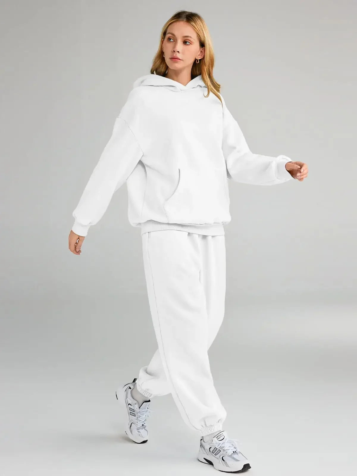 Bellanica - Casual Women's Hoodie Pants Set