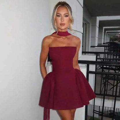 Bellanica - Robe de soirée décolletée en V profond et épaules dénudées