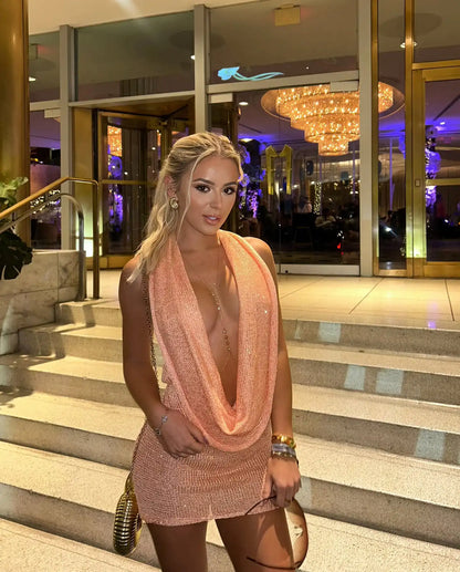 Bellanica - Backless Knit V-Neck Mini Dress