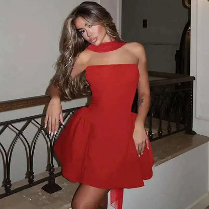Bellanica - Robe de soirée décolletée en V profond et épaules dénudées