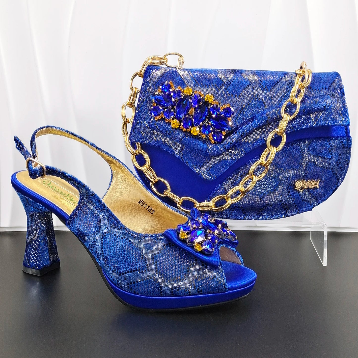 Bellanica - Talons à strass violets avec sac assorti