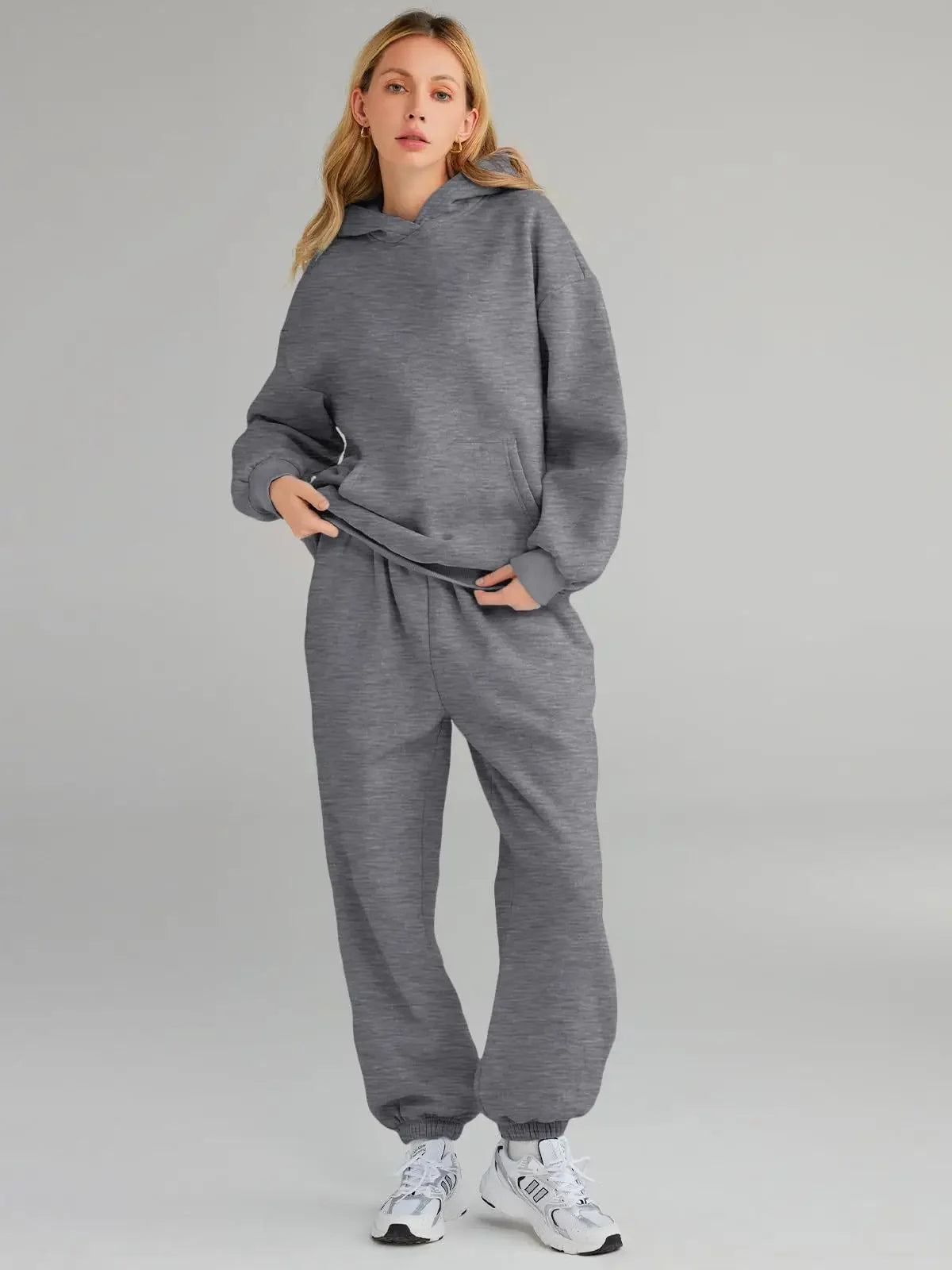 Bellanica - Casual Women's Hoodie Pants Set