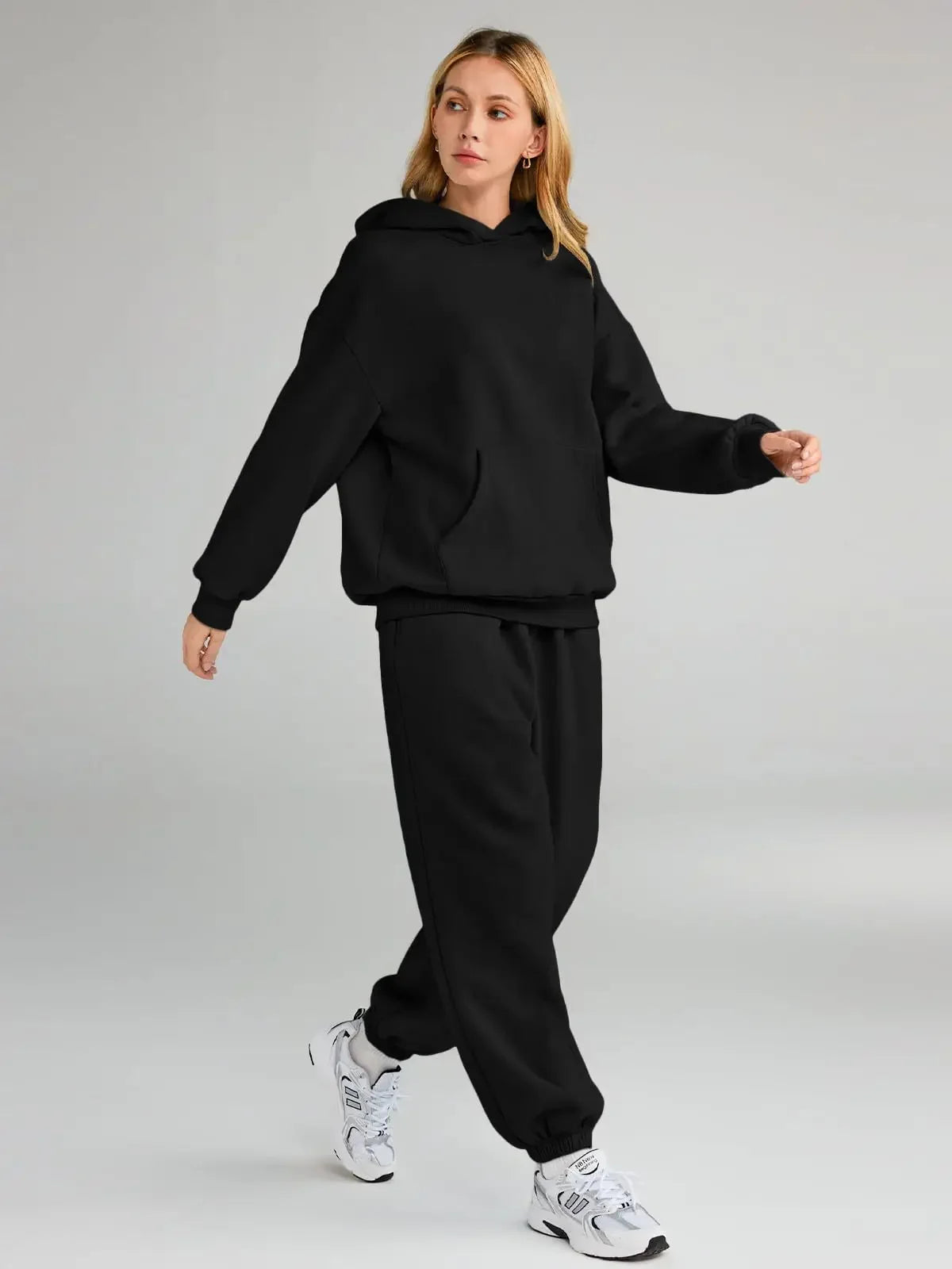 Bellanica - Casual Women's Hoodie Pants Set
