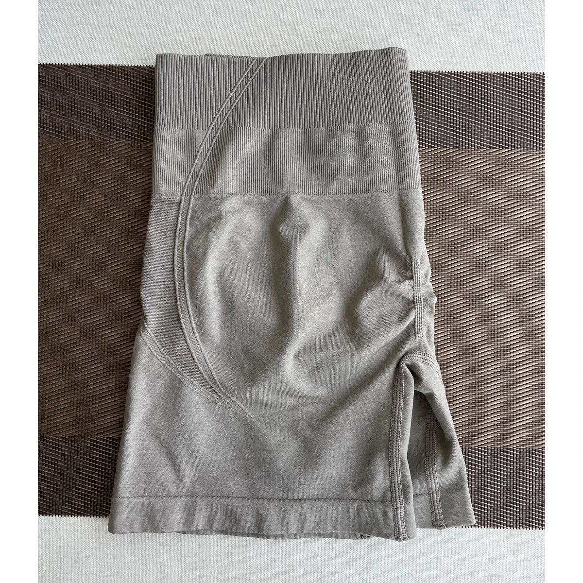 Bellanica - Seamless High-Waist Gym Shorts