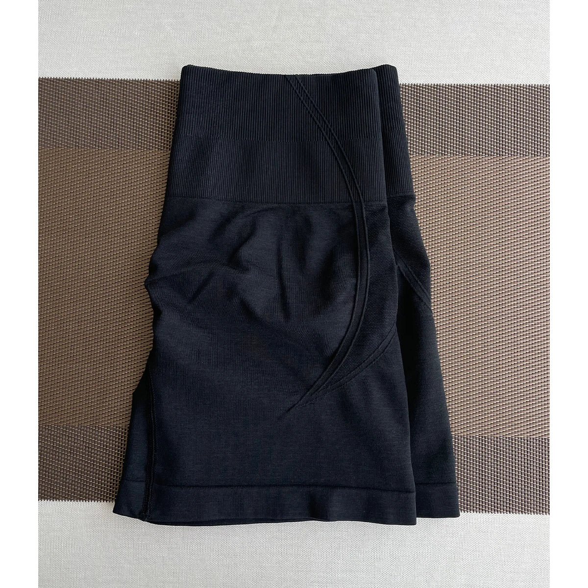 Bellanica - Seamless High-Waist Gym Shorts