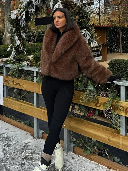 Bellanica - Elegant Women's Furs Lapel Solid