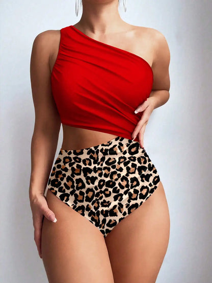 Bellanica - Asymmetrischer gestreifter Einteiler-Badeanzug mit Cut-Out