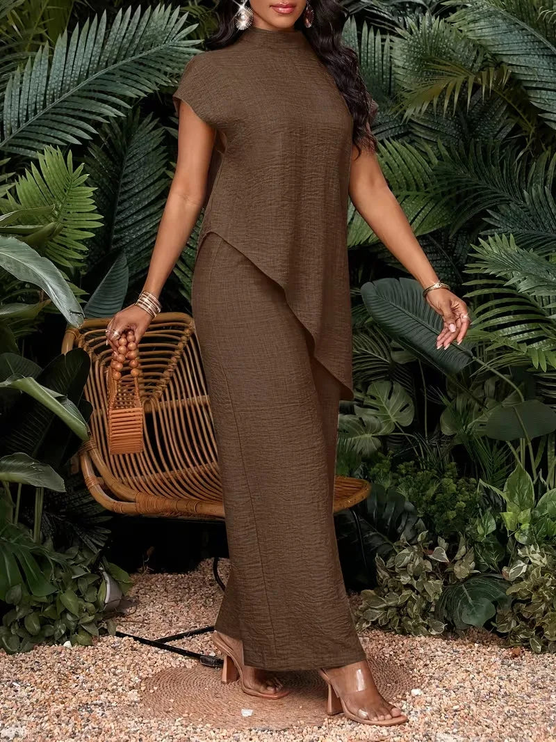 Women’s sleeveless top and wide-leg pants set
