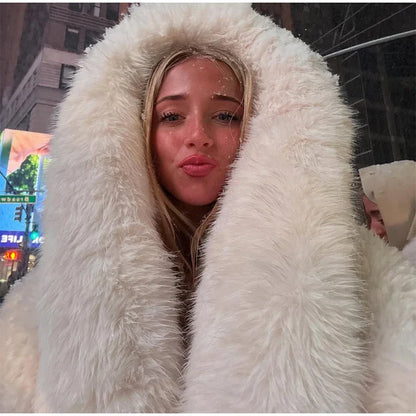 Bellanica - Street Women's Short Hooded Jacket