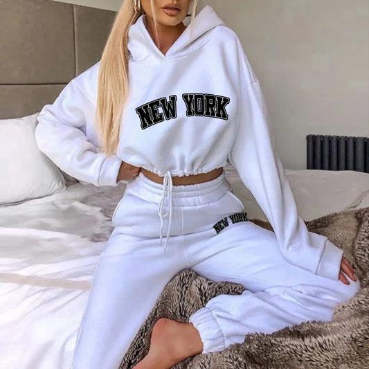 Bellanica - Women's Printed Hoodie & Sweatpants Set