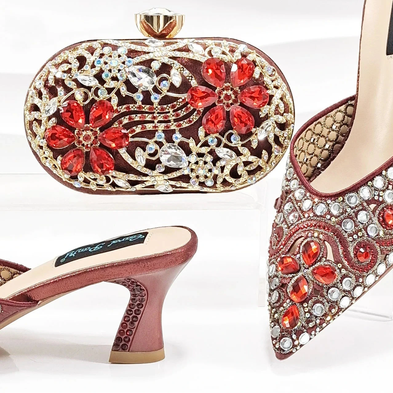 Bellanica - Talons élégants avec sac en diamant assorti