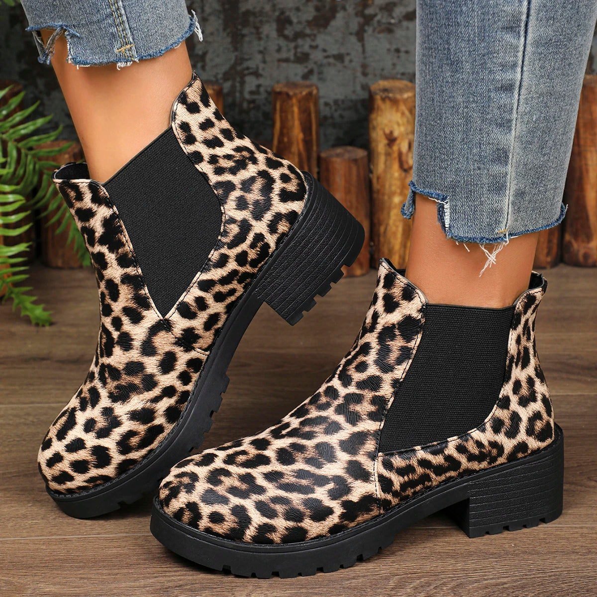Bellanica - Leopard thick-bottom Chelsea boots