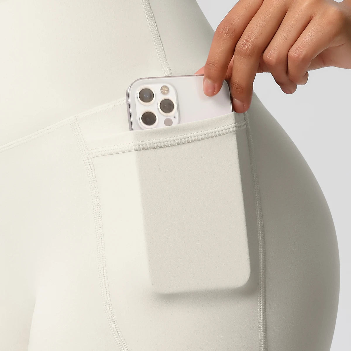 Bellanica - High-waist pocketed squat-proof shorts