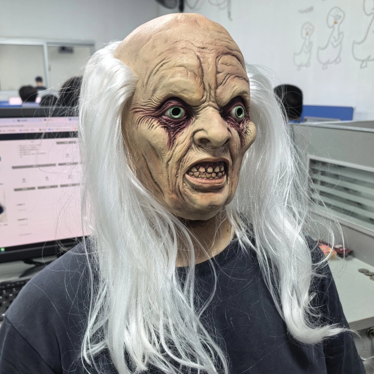 Bellenica - Realistic Old Man Mask Accessory
