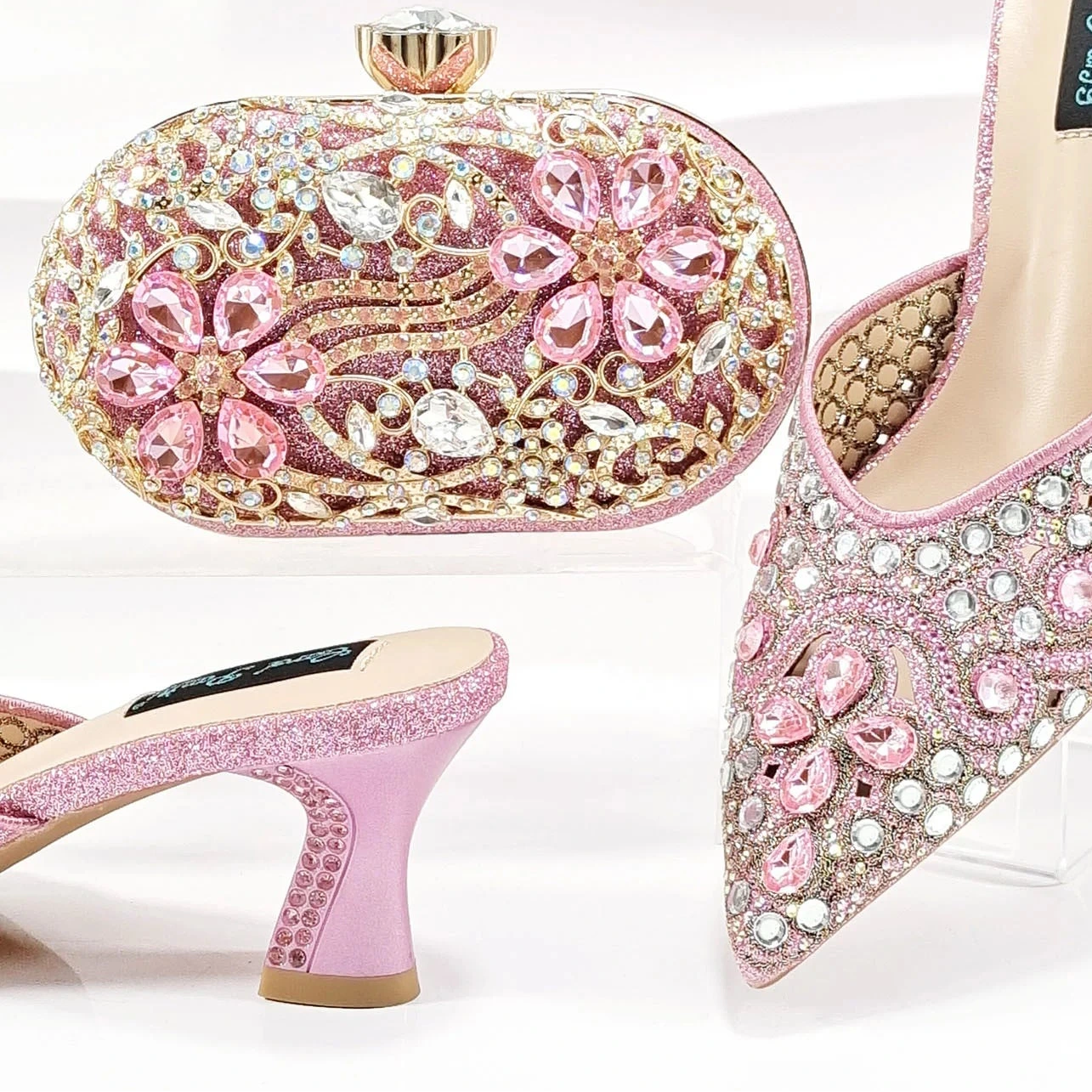 Bellanica - Talons élégants avec sac en diamant assorti