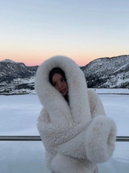 Bellanica - Street Women's Short Hooded Jacket